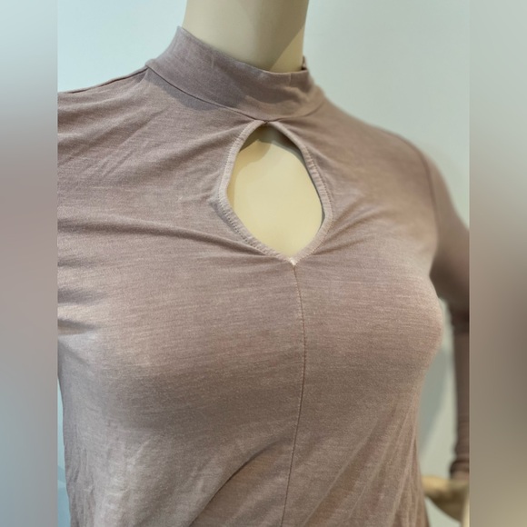 AMERICAN EAGLE | Soft & Sexy line | Dusty Rose  Mockneck Long Sleeve Size XS - Picture 4 of 9